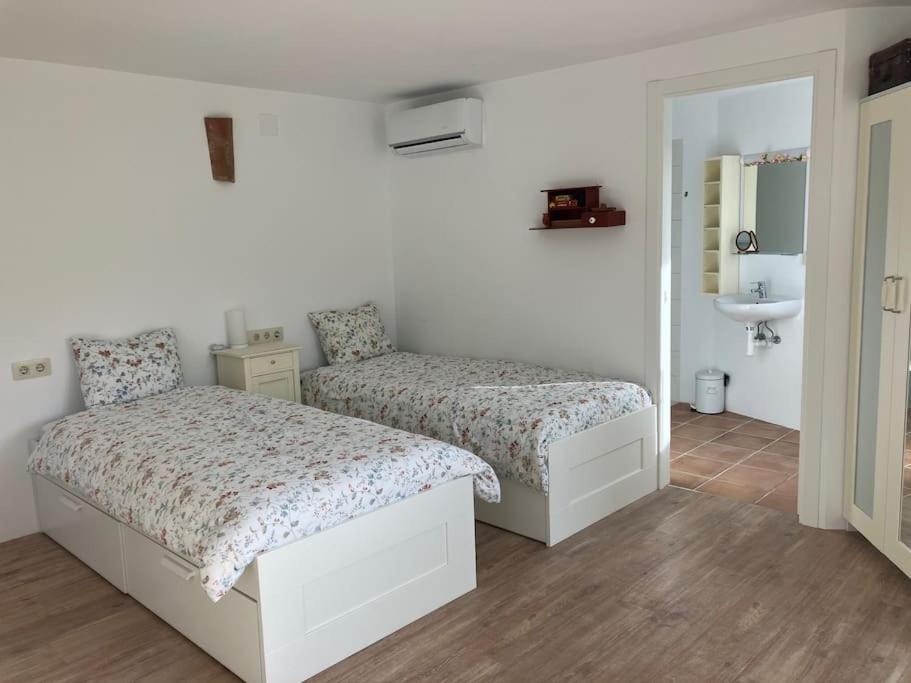 La Penita - Sunny Guesthouse With Private Pool And Garden Salobreña Zewnętrze zdjęcie